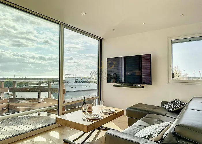 Le Yacht Yourhosthelper Apartment